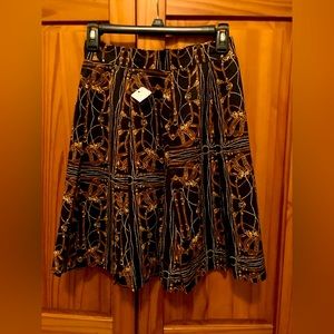 NWOT! Gorgeous Satin British khaki skirt Brand By Robert Lighton